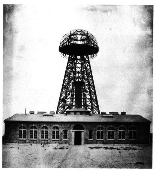 Figure 1 - The Tesla power transmitter
Figure 1 - The Tesla power transmitter